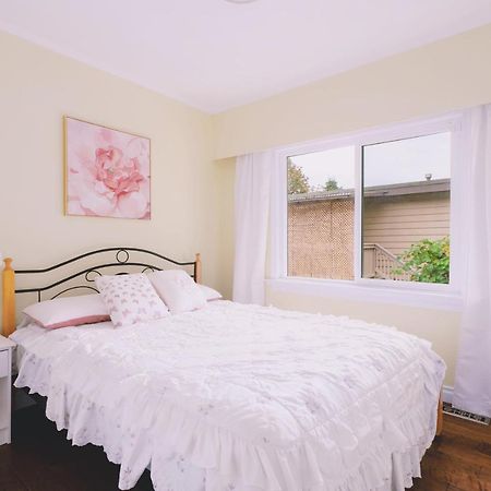 Lovely 3 Bedroom Port Moody Spacious Home 6 People Free Parking 外观 照片